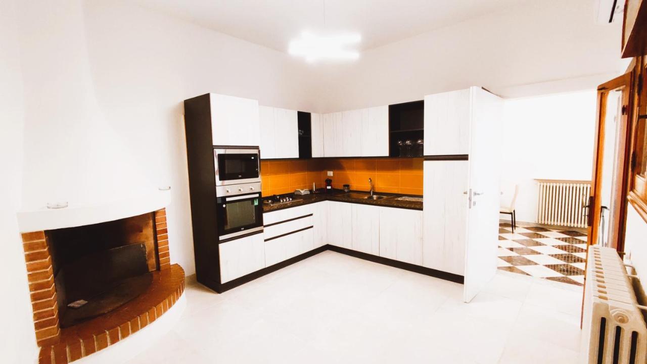 Templari Suite - B&B Mesagne Bagian luar foto