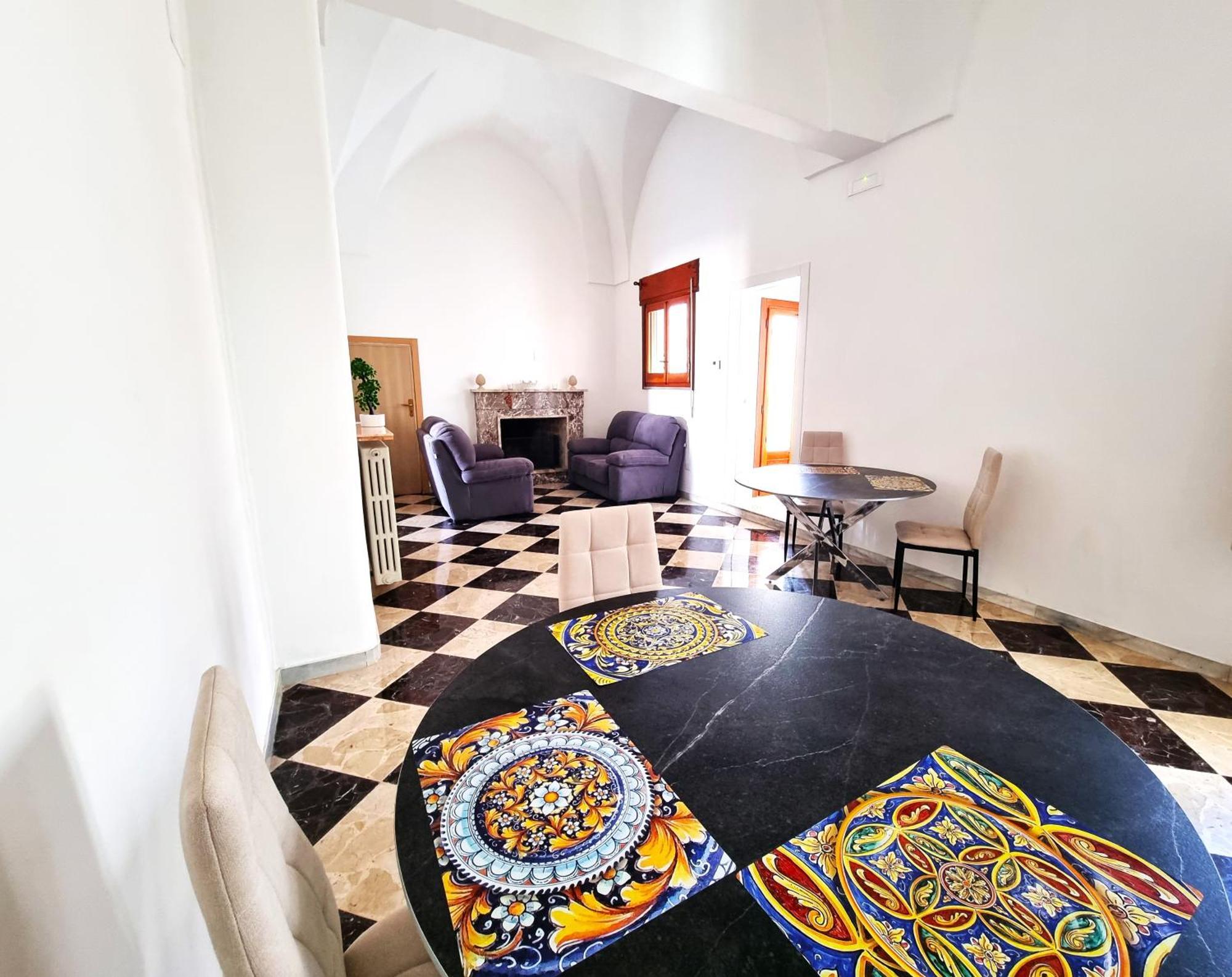 Templari Suite - B&B Mesagne Bagian luar foto