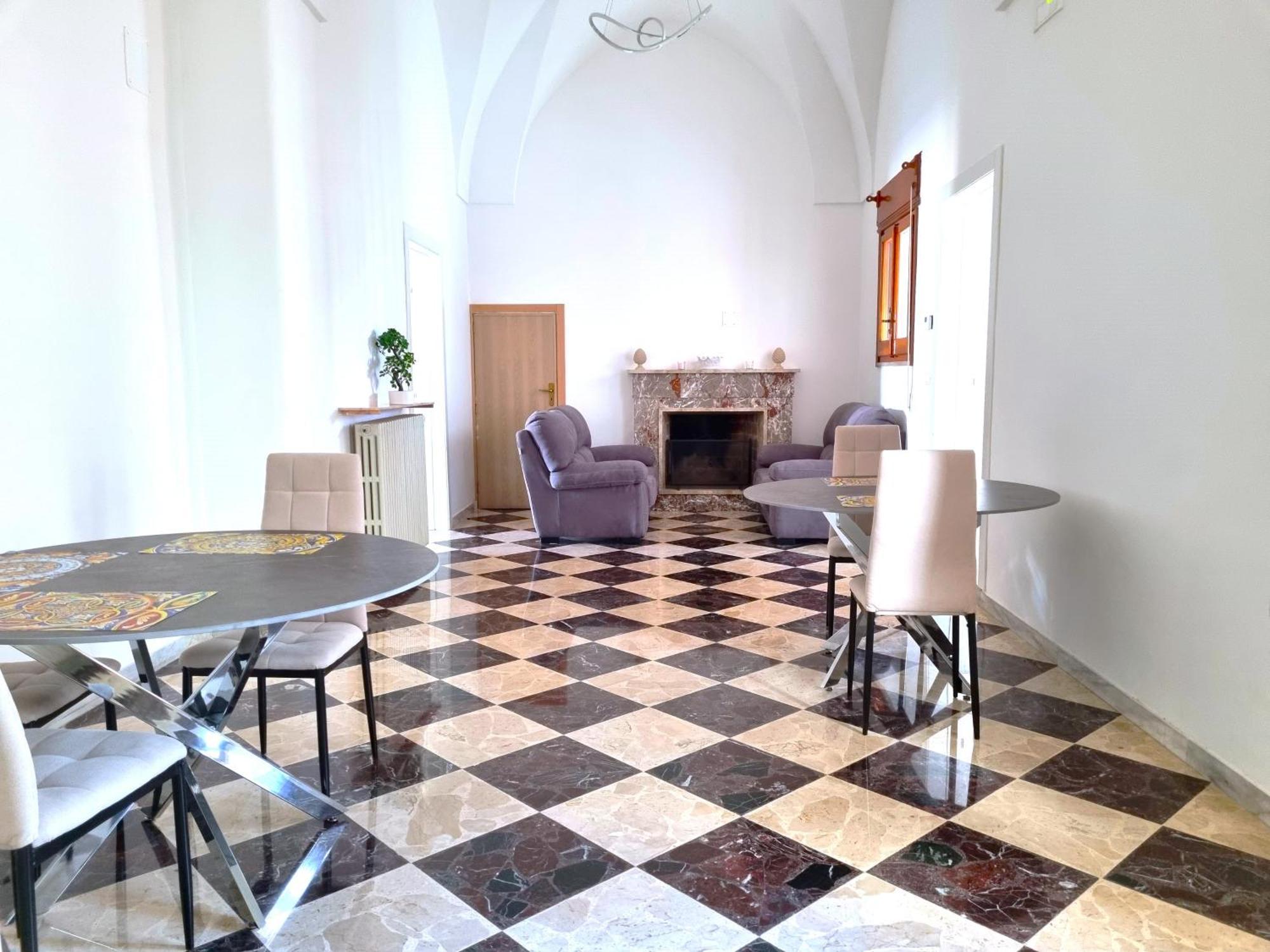 Templari Suite - B&B Mesagne Bagian luar foto