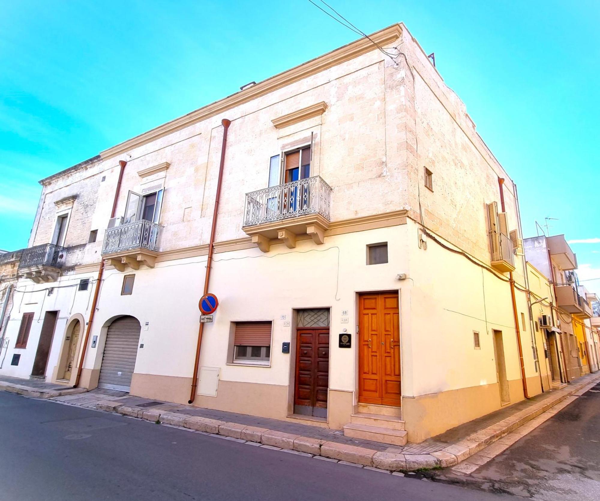 Templari Suite - B&B Mesagne Bagian luar foto